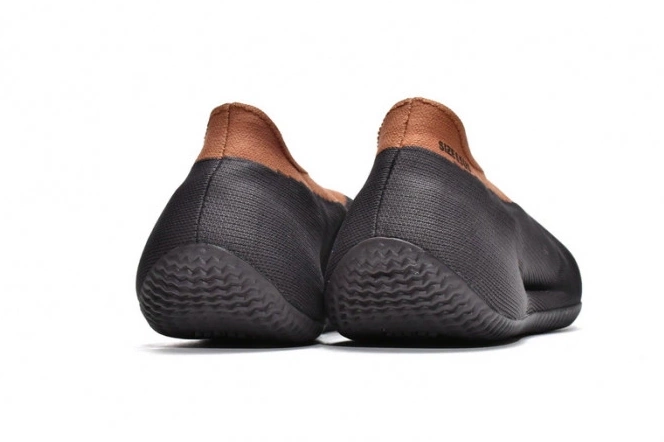 Carbon Stone Knit Yeezy GY1759 Adidas RNR 0908